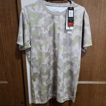 QUIKSILVER 카모 패턴 티셔츠 M
