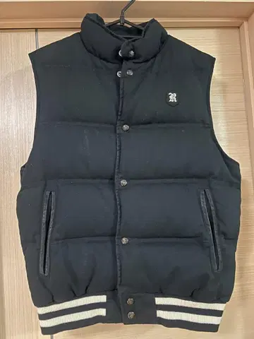 RUGBY 블랙 다운 베스트