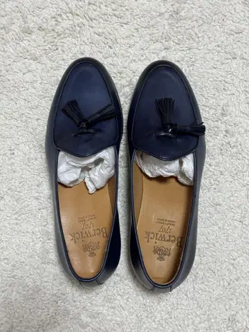 Berwick 1707 네이비 태슬 로퍼