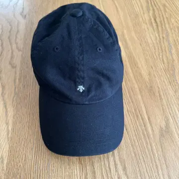 DESCENTE 캡 블랙