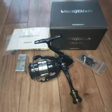 컨디션 최상 시마노 23 뱅퀴시 2500S 아크리스타 II 새상품 노브
