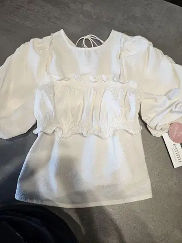 emmi atelier 깅엄 체크 2피스 블라우스 아이보리 미사용 새상품
