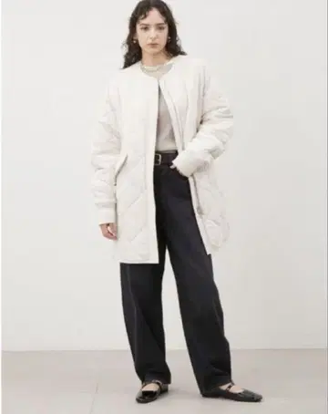 미라 오웬 아이보리 퀼팅 자켓