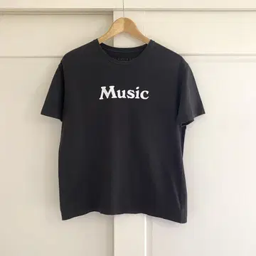 FLAVOR TEE Music 로고 프린트 티셔츠 블랙 PLAGE