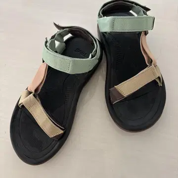 테바 TEVA 샌들 민트 그린