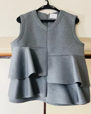 myclozette 마이크로젯 봉딩 프릴 베스트 그레이 cen.
