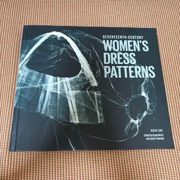 Women's Dress Patterns 1