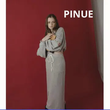 [ PINUE 새상품 ] 슬릿 슬리브 컷 셋업