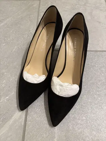 [ 미사용 ] 코르소 로마 23.0cm 펌프스 스웨이드 블랙