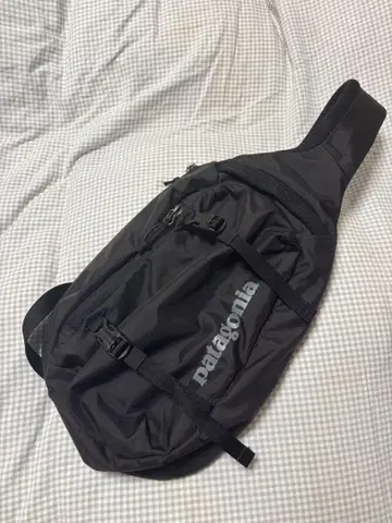 patagonia ATOM SLING 8L 원 숄더 블랙 bag