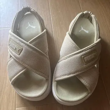 PUMA 푸마 통굽 샌들 23cm