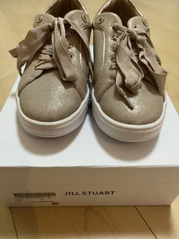 JILLSTUART 레이스업 스니커즈 정가 19910엔