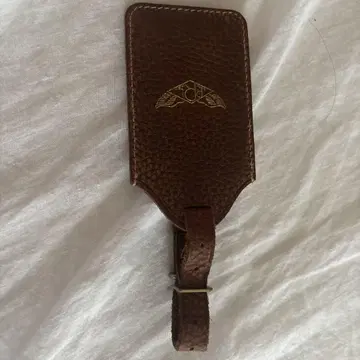 브라운 가죽 카드 케이스