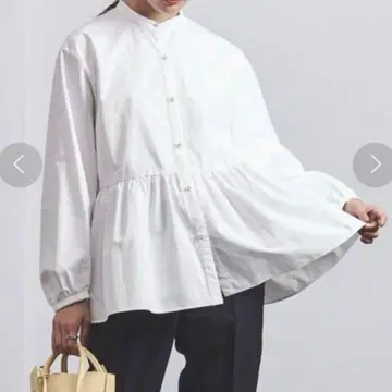 UNITED ARROWS 유나이티드 애로우즈 펄 버튼 블라우스 36