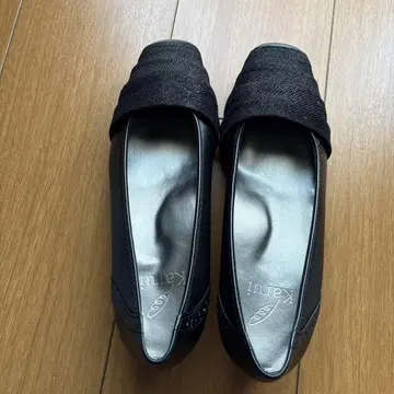 Karu 블랙 웨지힐 25.0cm