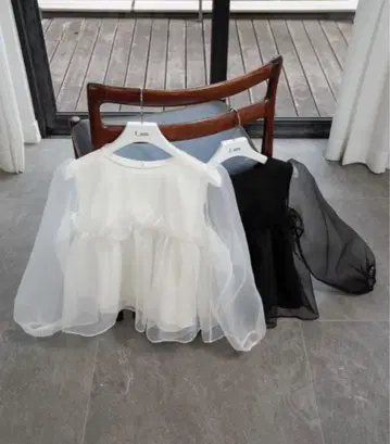 i_am organdy flare blouse / 오간자 플레어 블라우스