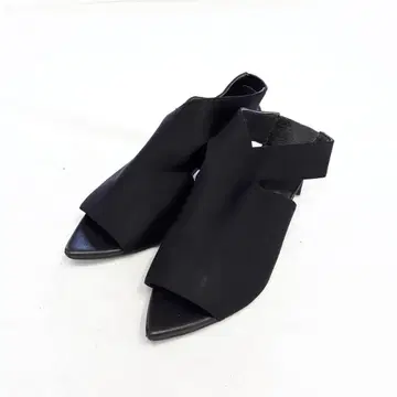 RIM.ARK 림아크 Middle heel 샌들