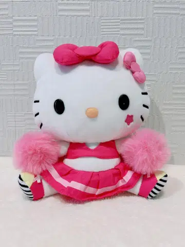 산리오 헬로키티 치어걸 M 봉제인형 새상품급 완판템