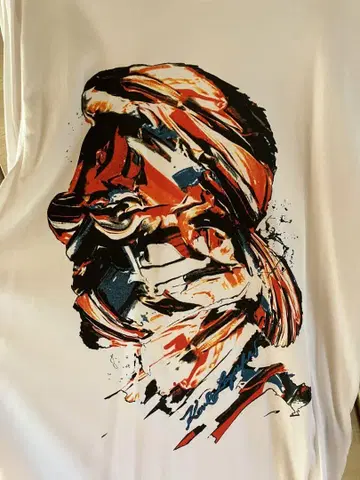 [미사용 새상품] KARL LAGERFELD 아트 프린트 티셔츠