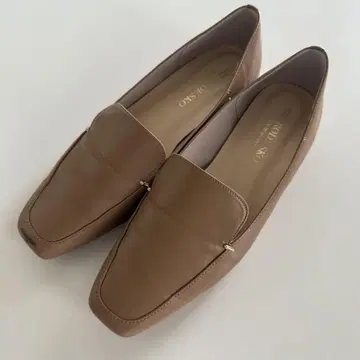 로데스코 로퍼 플랫슈즈 펌프스 [익명 배송] 브라운 카멜