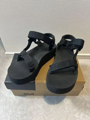 [ Teva ] 통굽 샌들