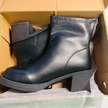 숏부츠 블랙 와이드 힐 여성용 미들 기장 24cm
