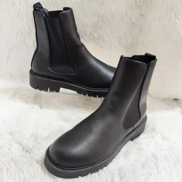 미()완판템! 유니클로C 사이드 고어 부츠 컴필 터치 26cm 블랙