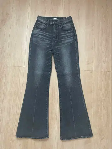 MOUSSY 다크 그레이 부츠컷 데님 25인치