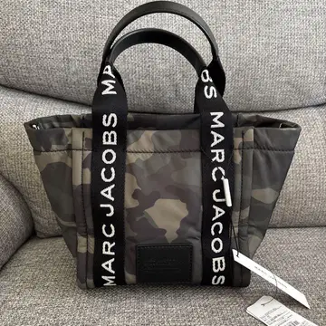 MARC JACOBS 카모 패턴 숄더백