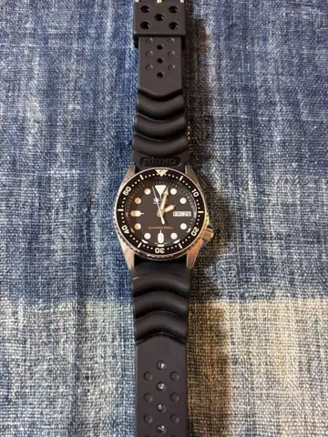 SEIKO 손목시계 SKX013K 다이버즈 200m 방수 해외 모델