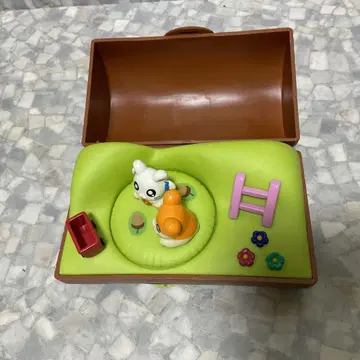 일본 한정 미스터 도넛 콜라보 굿즈 햄토리 오르골
