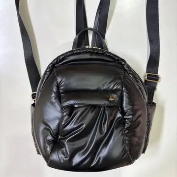 LUPUY 새상품급 블랙 퍼프 스타일 백팩