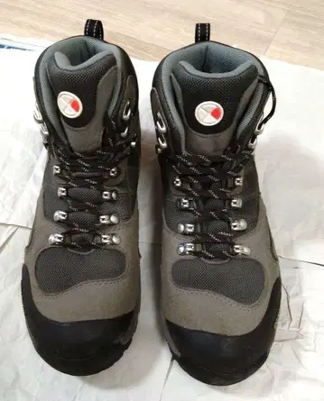 Caravan 등산화 25.5