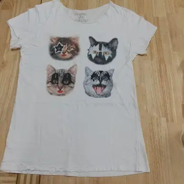 고양이 얼굴 프린트 반팔 티셔츠 화이트