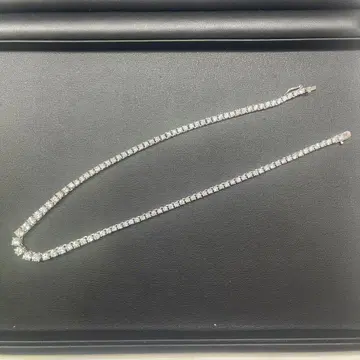 테니스 목걸이