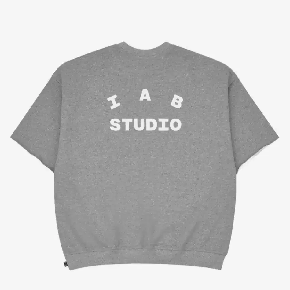 【IAB STUDIO】 IAB Studio x Arcane Piltover Sweatshirt Blue IAB Studio x Arcane Piltover Sweatshirt Navy Dove Blue Size