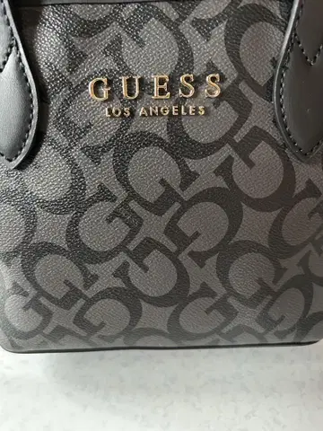 GUESS 게스 숄더백 택 포함