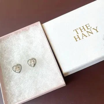 THE HANY 하트형 크리스탈 귀걸이 하트 귀걸이 키라키라 귀걸이