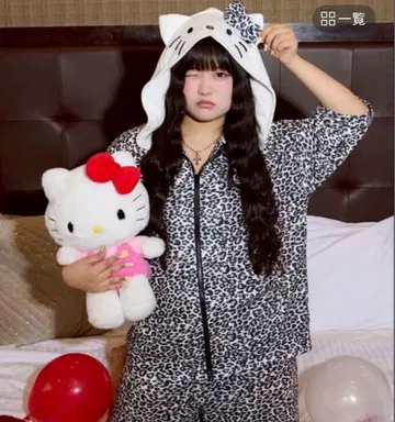 키티 레오파드 지퍼 후드티 셋업 새상품 산리오