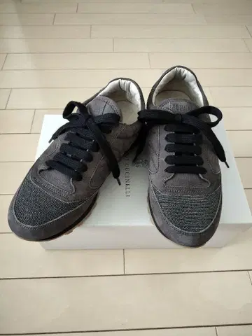 BRUNELLO CUCINELLI 새상품급