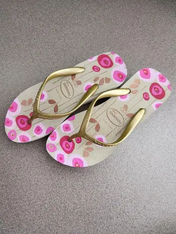 havaianas high 플라워 패턴 통굽 비치 샌들