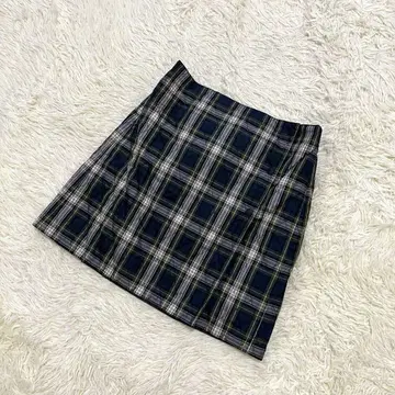 UNIQLO 방풍 2WAY 웜 이지 체크 숏 랩스커트