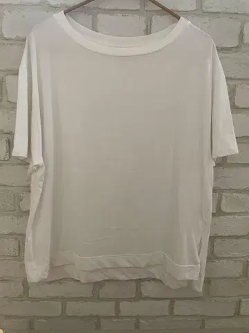 론 헤르만 화이트 반팔 티셔츠
