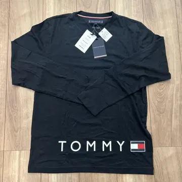 새상품 택 포함 TOMMY HILFIGER 블랙 롱T M