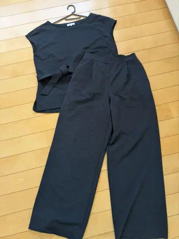 새상품급 PLST 네이비 셋업 M 사이즈