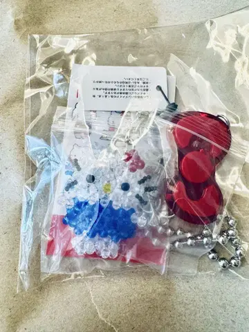 키티 LOWRYS FARM Me% HELLO KITTY 비즈 키참