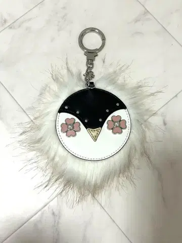 미사용 kate spade new york 펭귄 키링