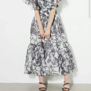 사다리 레이스 하이웨스트 캉캉 스커트 리엔다