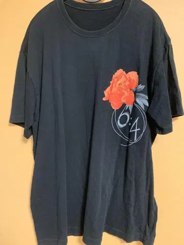 SYTE와 나카무의 콜라보 티셔츠