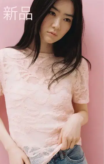 택 포함 새상품! ZARA 자라*텍스처 소재 플라워 무늬 니트탑 M